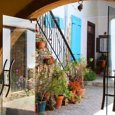 Aperanti Agrotourism Bed & Breakfast Pera Orinis Екстериор снимка